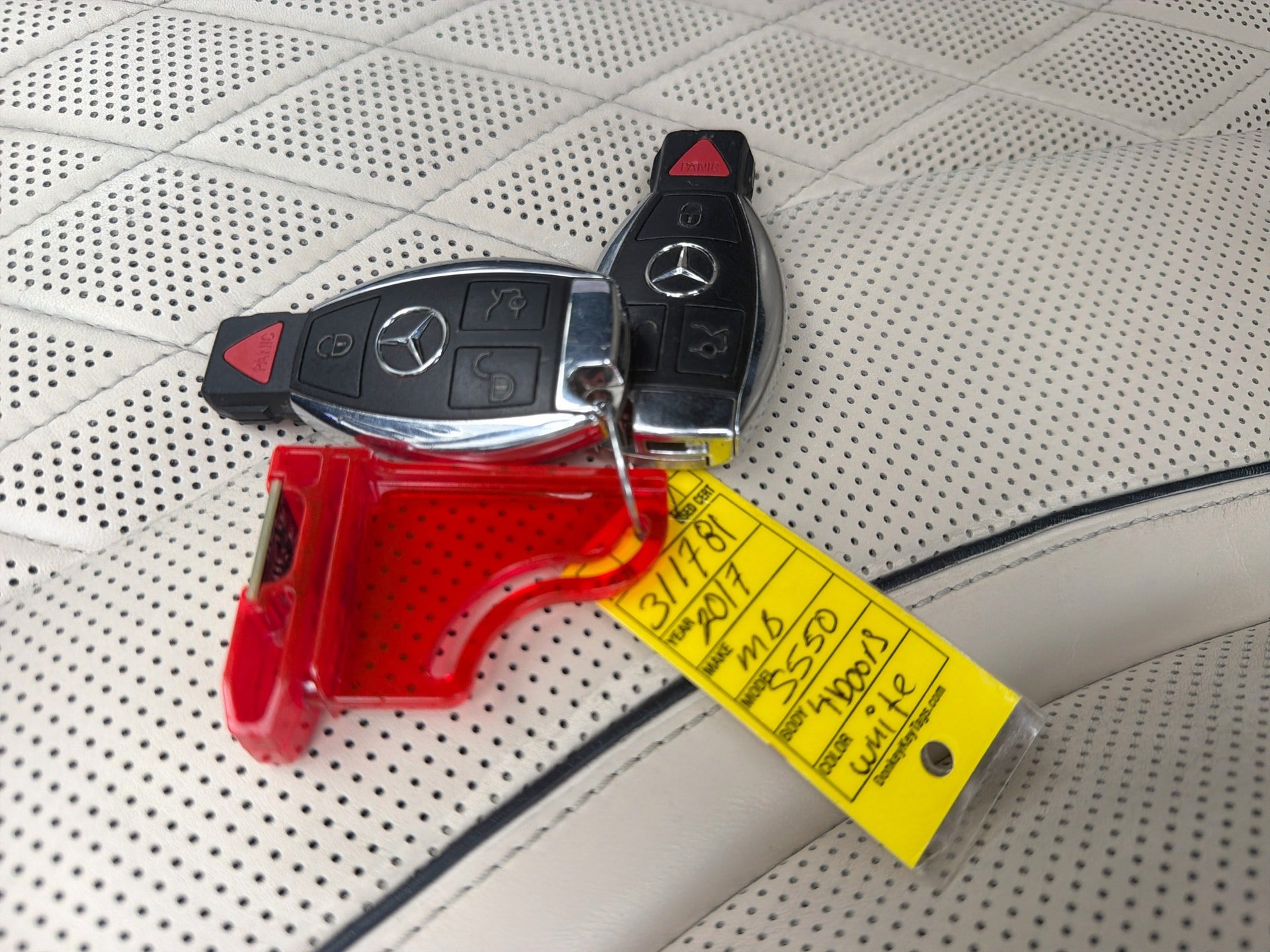 Used 2017 Mercedes-Benz S 550 Sedan image 32
