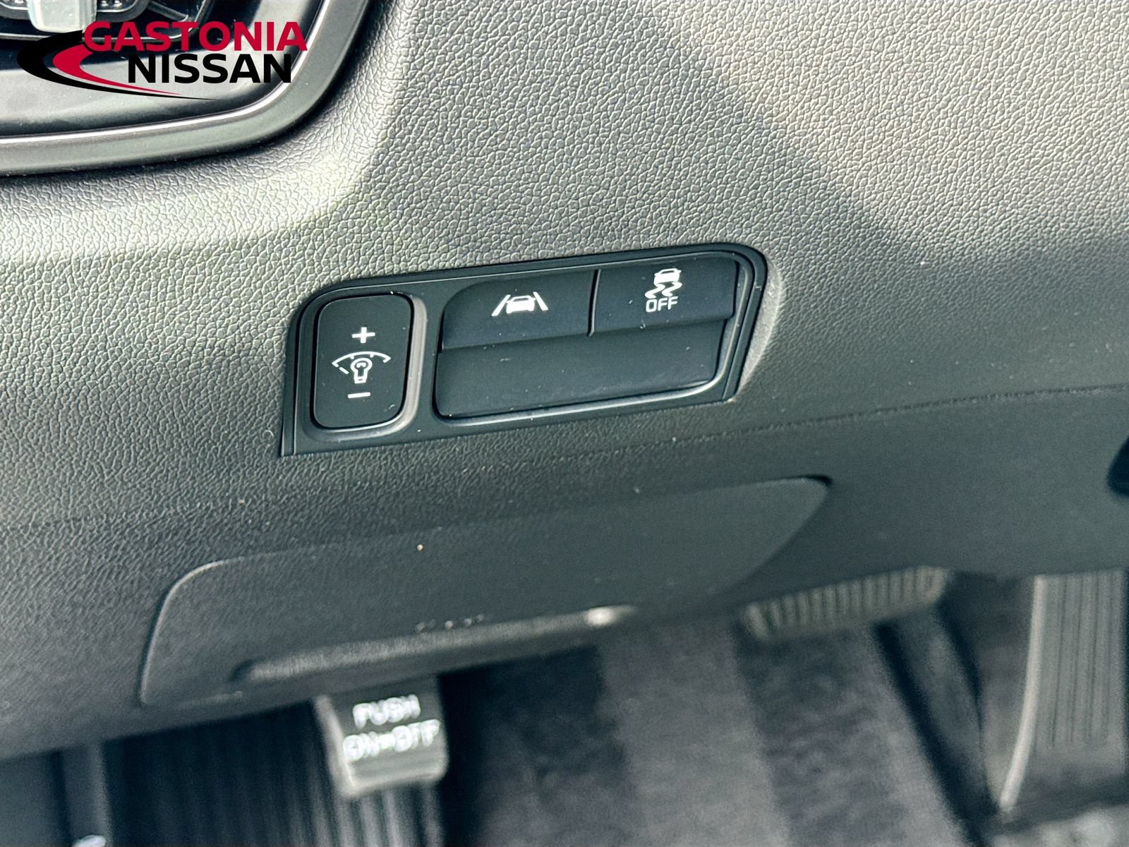 Used 2022 Kia Sorento S FWD image 13