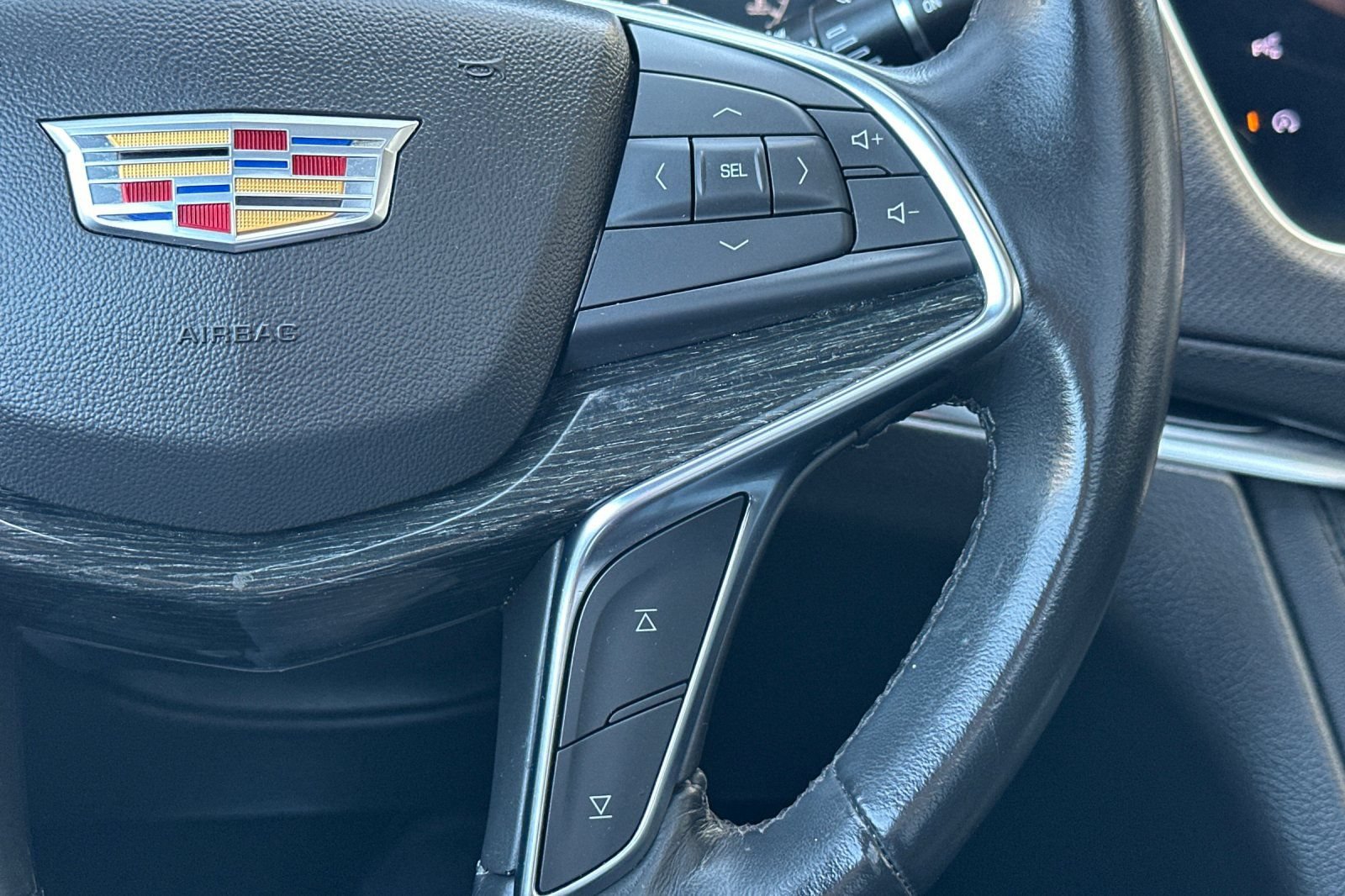 Certified 2023 Cadillac XT5 Premium Luxury w/ Technology Package FWD image 33