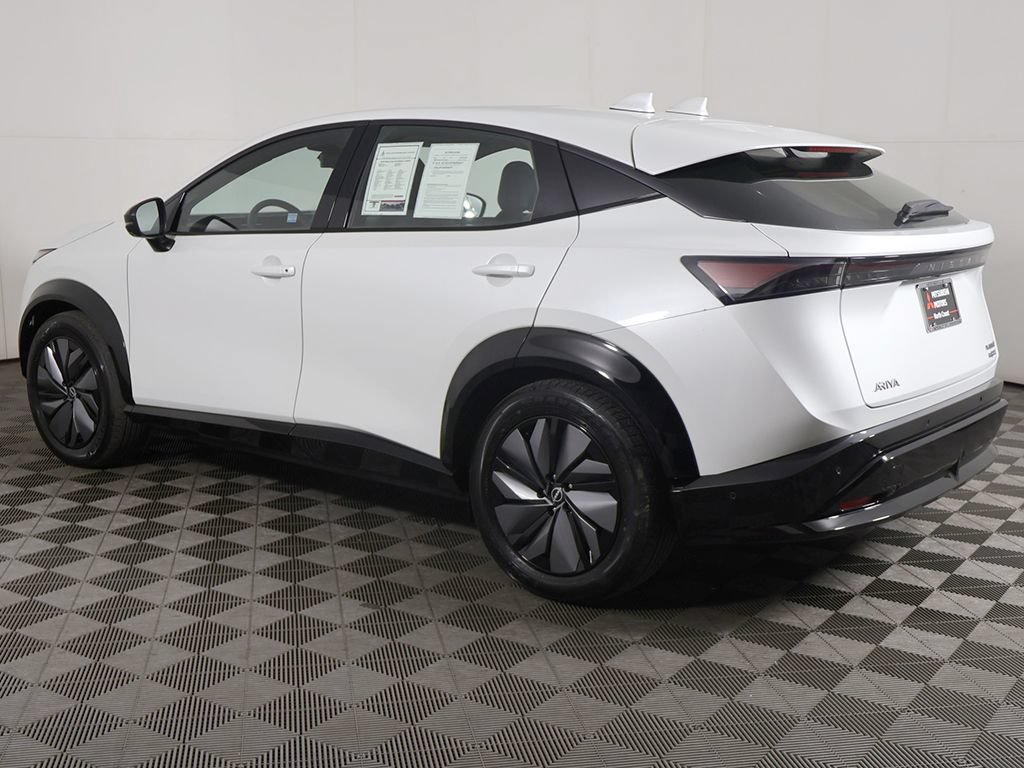 Used 2024 Nissan Ariya AWD image 15