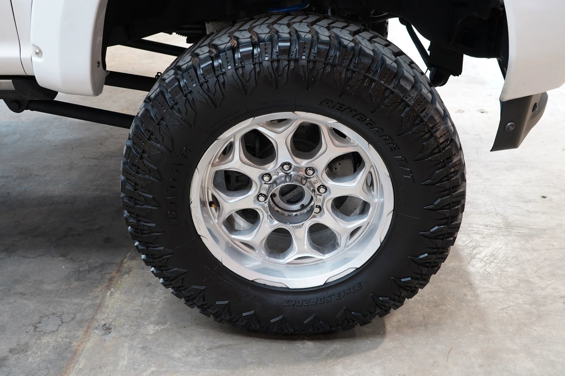 Used 2019 Ford F350 Platinum w/ Platinum Ultimate Package image 60