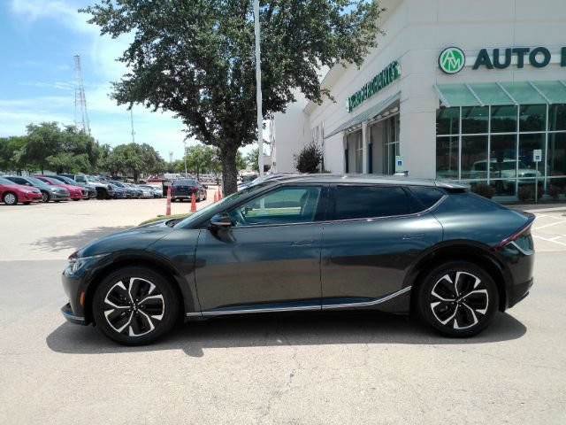 Used 2023 Kia EV6 Wind w/ Wind Technology Package RWD image 12