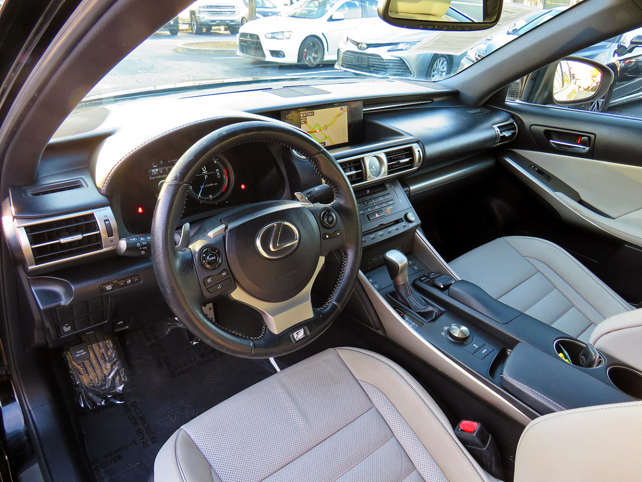 Used 2015 Lexus IS 350 w/ F-Sport Package image 12