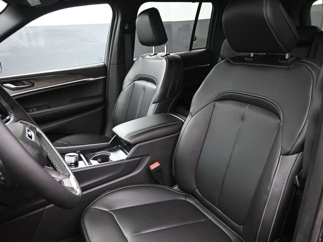 New 2026 Jeep Grand Cherokee Limited w/ Trailer Tow Package image 13