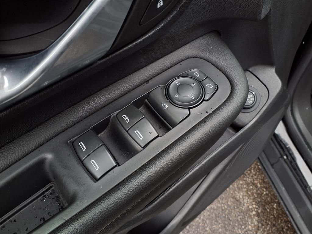 Certified 2022 GMC Terrain SLE w/ Driver Convenience Package image 23