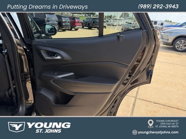 Certified 2024 Chevrolet Trax LS FWD image 31