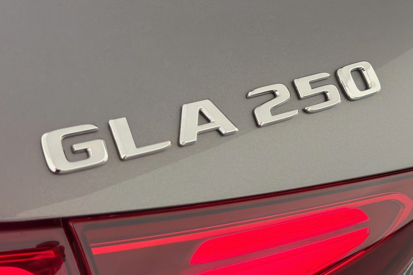 New 2026 Mercedes-Benz GLA 250 image 8