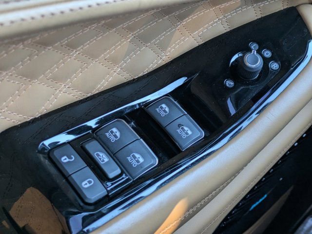 Used 2022 Jeep Grand Cherokee L Summit image 20