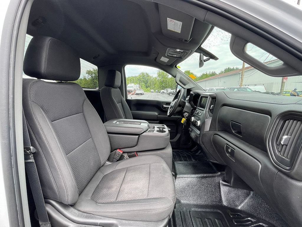 Used 2023 GMC Sierra 3500 Pro w/ Convenience Package AWD/4WD image 21
