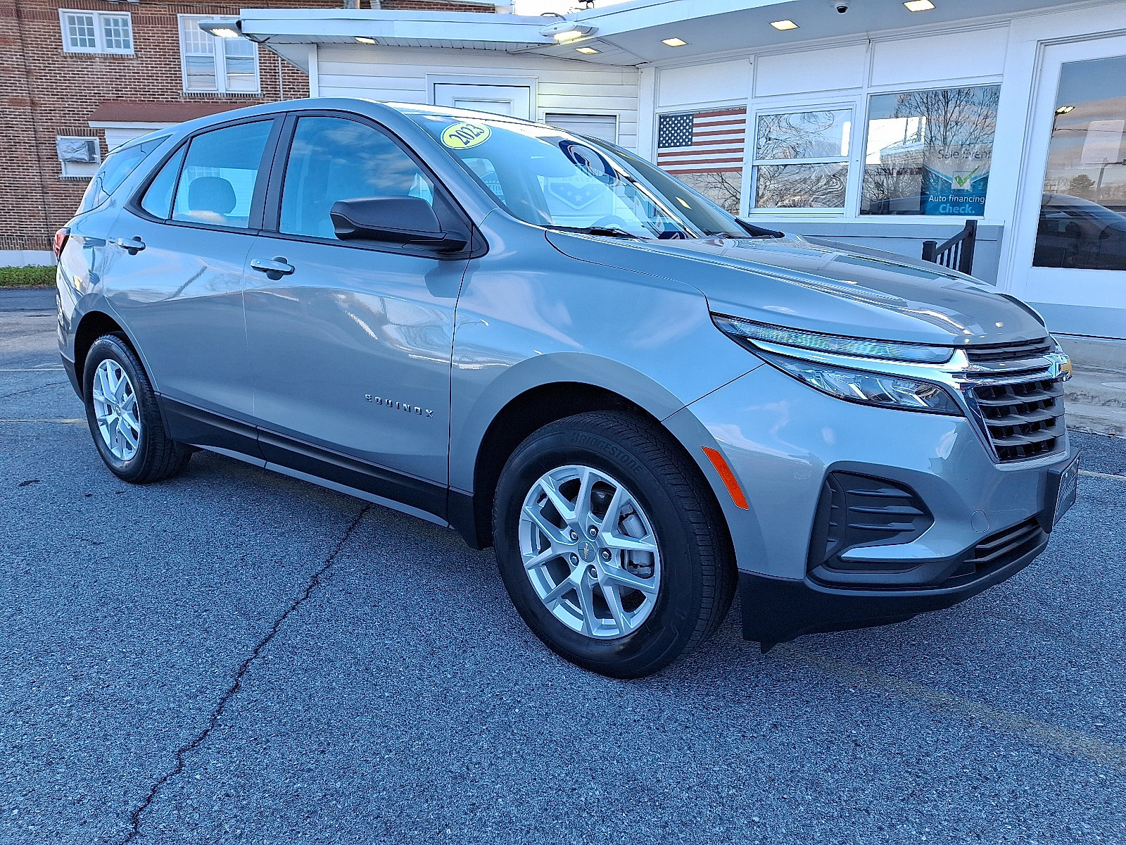Used 2023 Chevrolet Equinox LS image 7