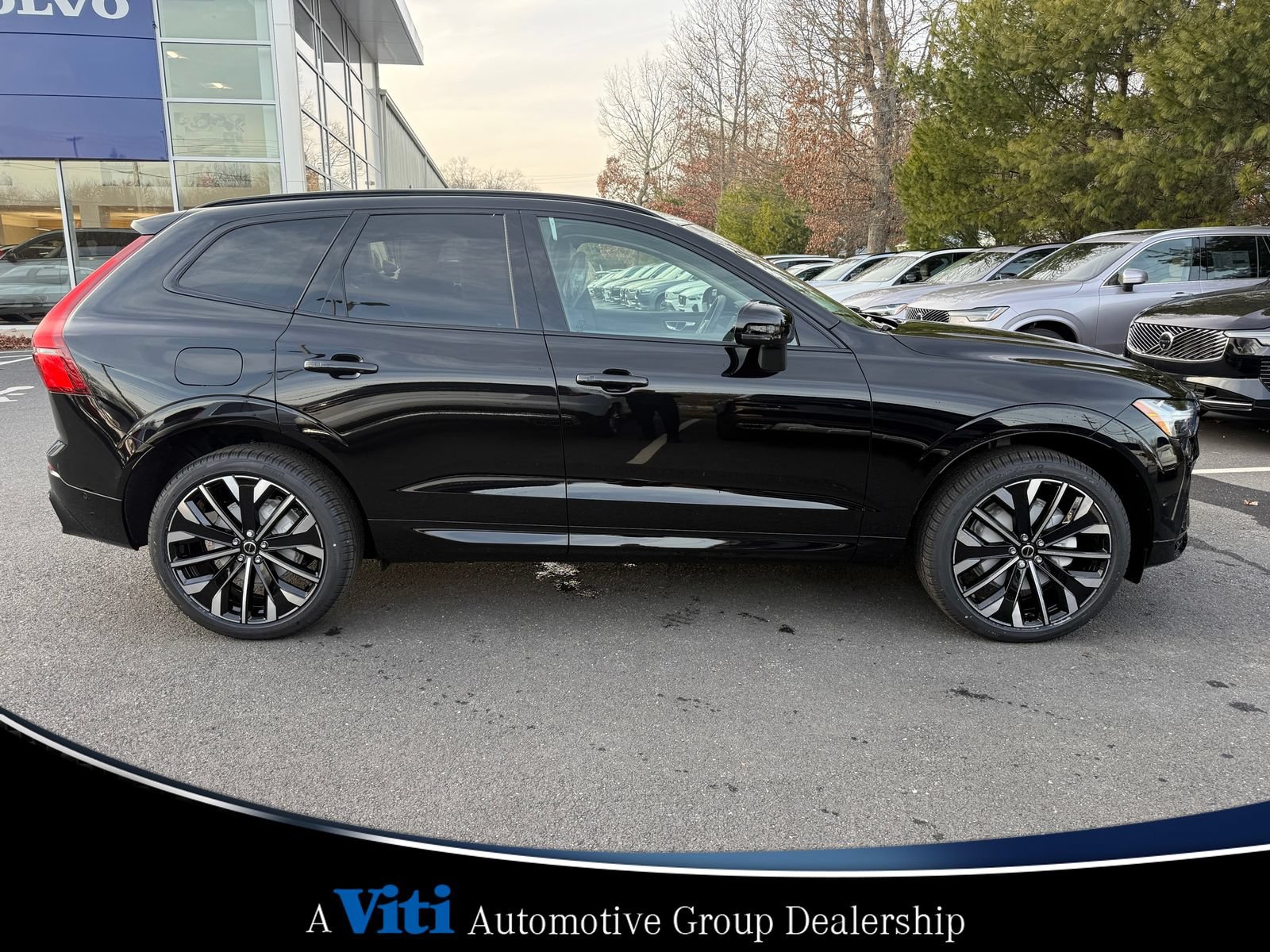 Used 2026 Volvo XC60 B5 Ultra w/ Protection Package Premier AWD/4WD image 9