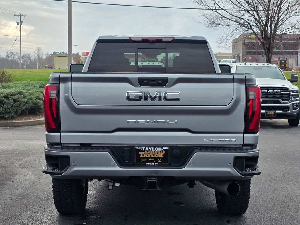 Used 2024 GMC Sierra 2500 Denali Ultimate image 6