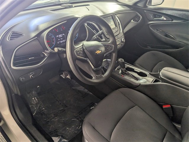 Used 2016 Chevrolet Malibu LT image 13