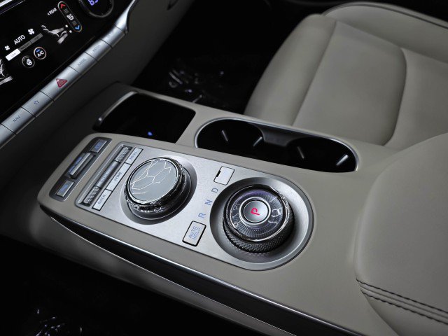 Used 2023 Genesis GV70 2.5T w/ Advanced Package AWD/4WD image 29