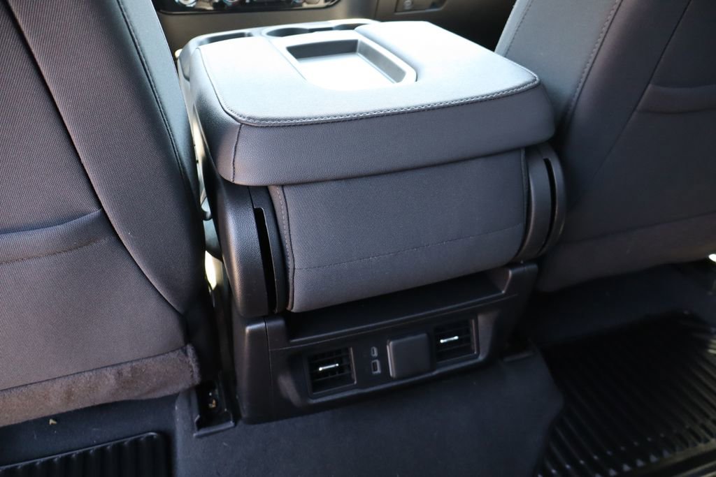 Used 2024 Chevrolet Silverado 1500 LT AWD/4WD image 37