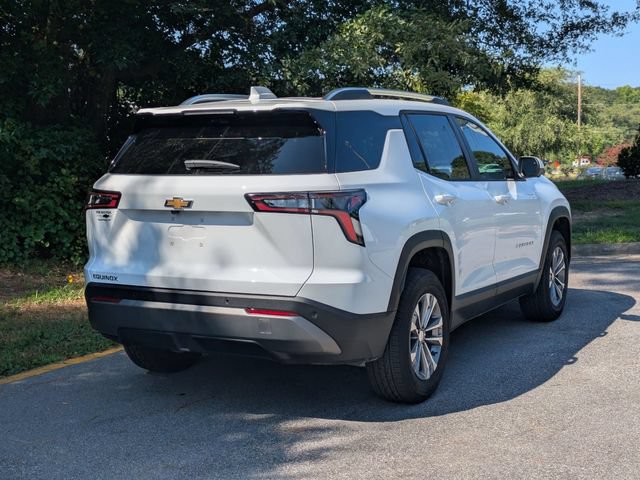 New 2026 Chevrolet Equinox LT w/ Safety and Technology Package FWD image 2