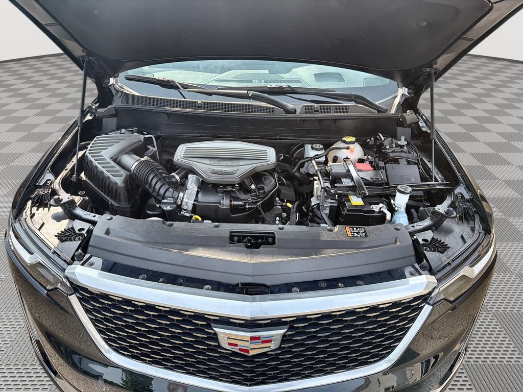 Used 2023 Cadillac XT6 Premium Luxury w/ Technology Package AWD/4WD image 18
