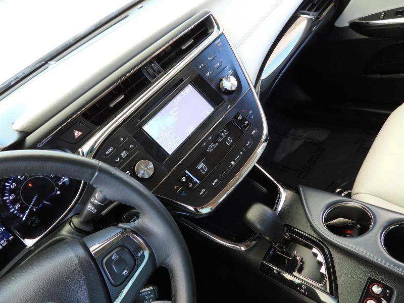 Used 2014 Toyota Avalon XLE FWD image 43