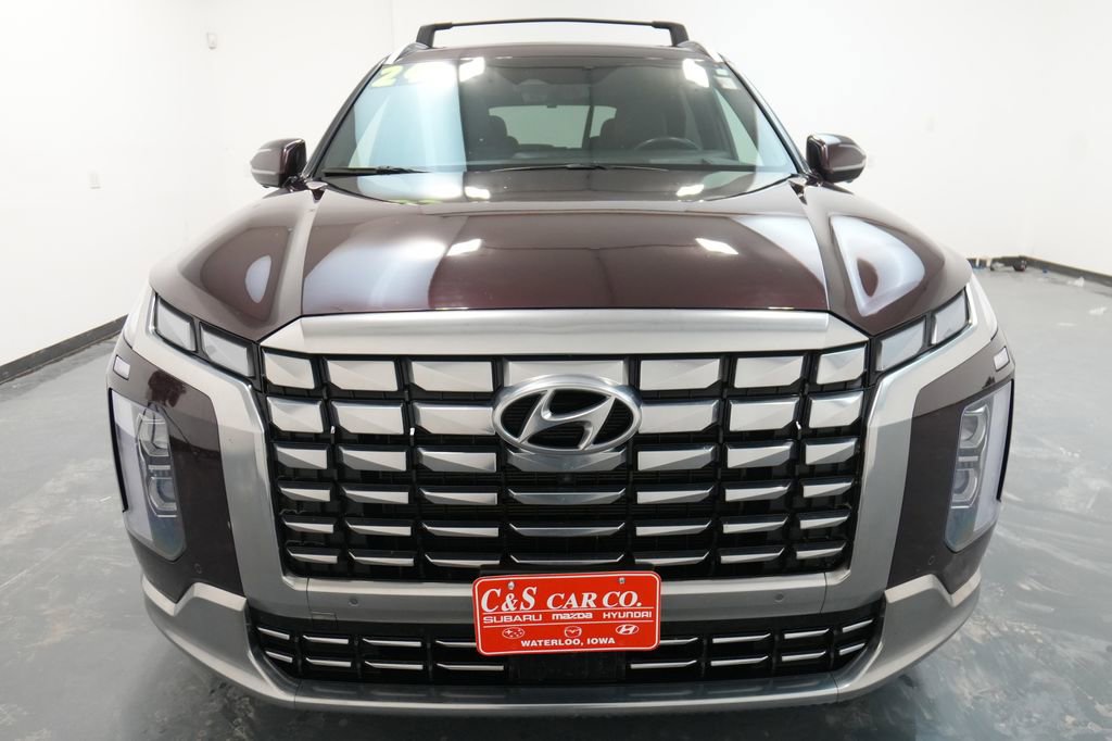 Used 2024 Hyundai Palisade Calligraphy image 2