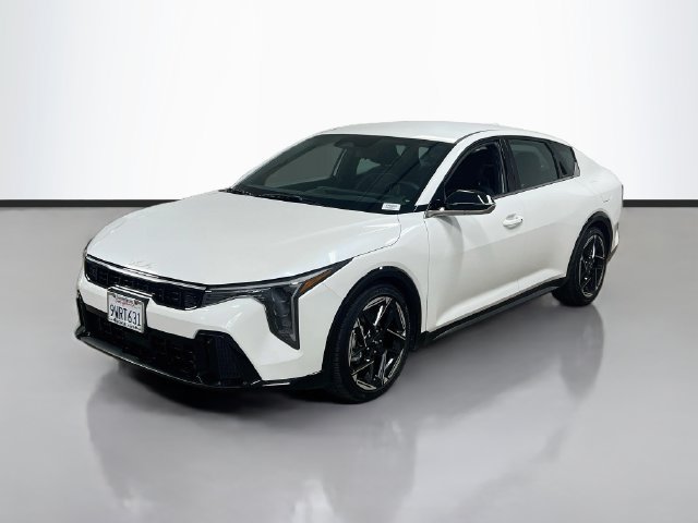 Certified 2025 Kia K4 GT-Line FWD image 3