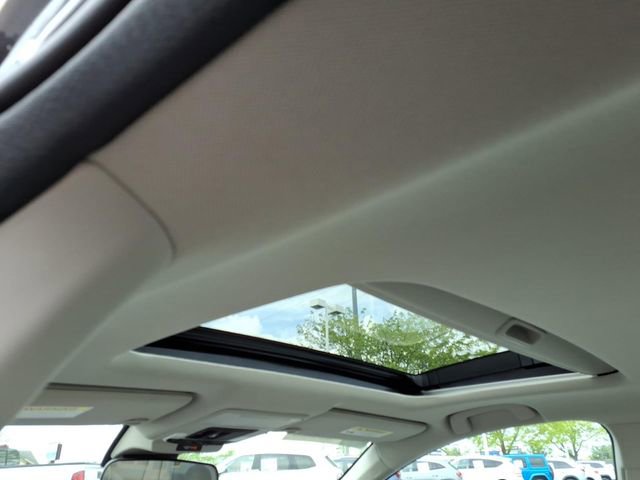 Certified 2025 Honda Accord SE image 5