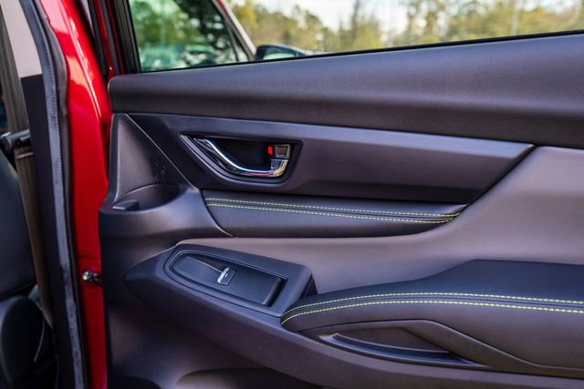 Used 2024 Subaru Ascent Onyx Edition image 14