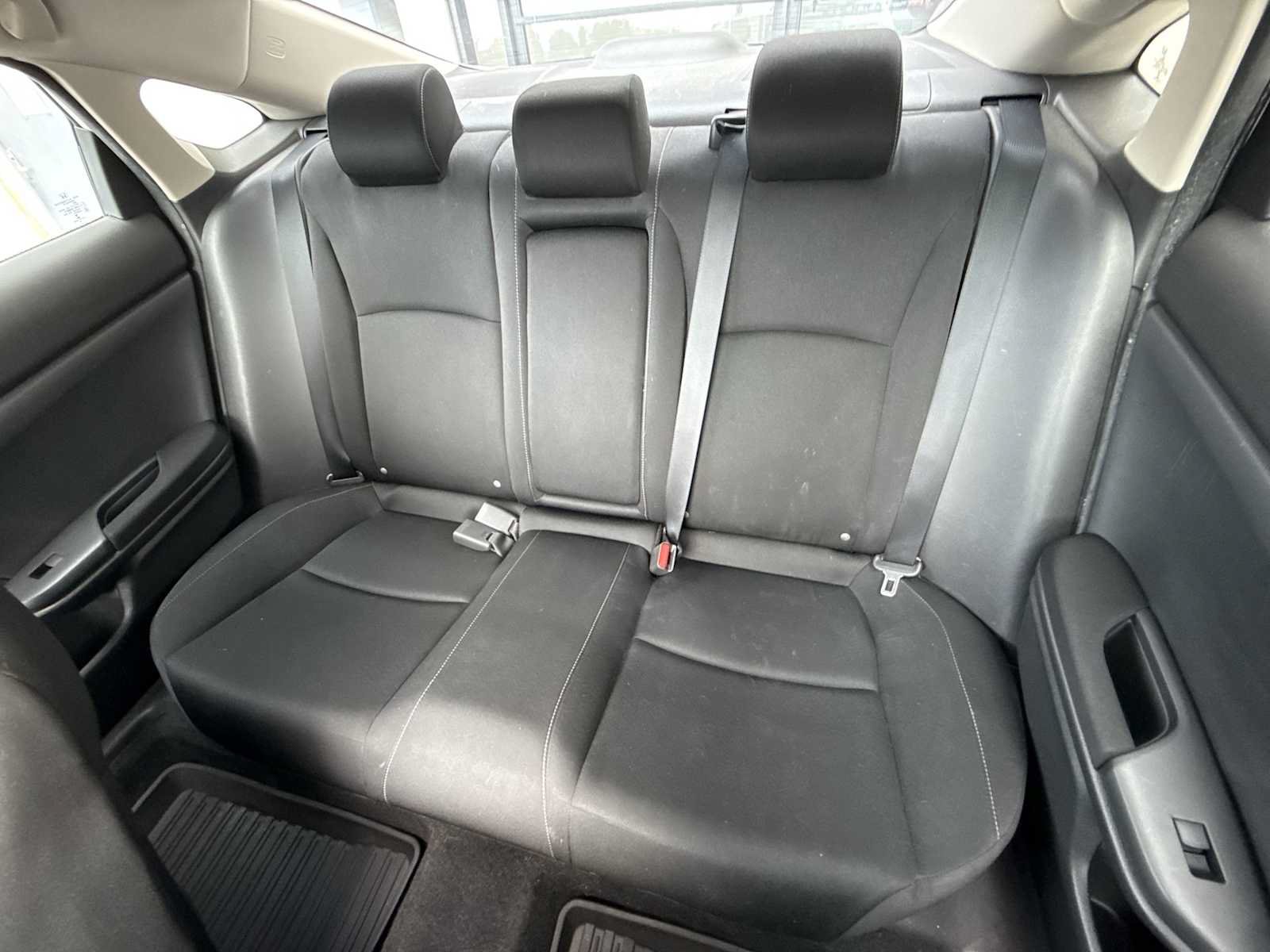 Used 2018 Honda Civic EX image 22