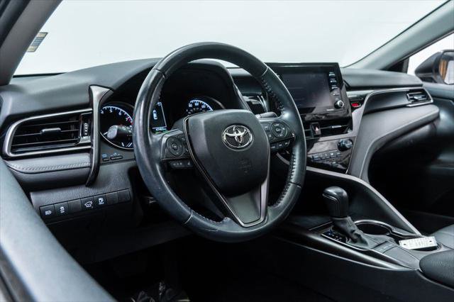 Used 2022 Toyota Camry SE w/ Convenience Package FWD image 13