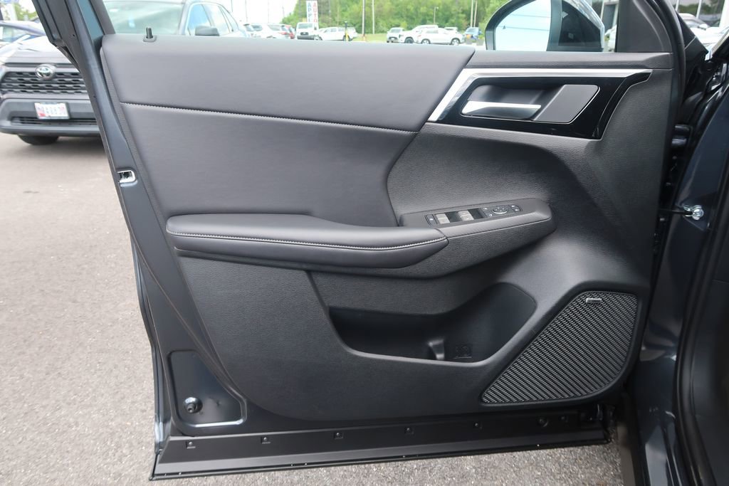 New 2026 Mitsubishi Outlander LE AWD/4WD image 25