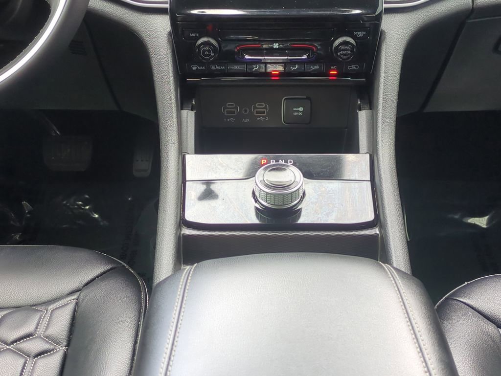 Used 2023 Jeep Grand Cherokee Laredo X image 20