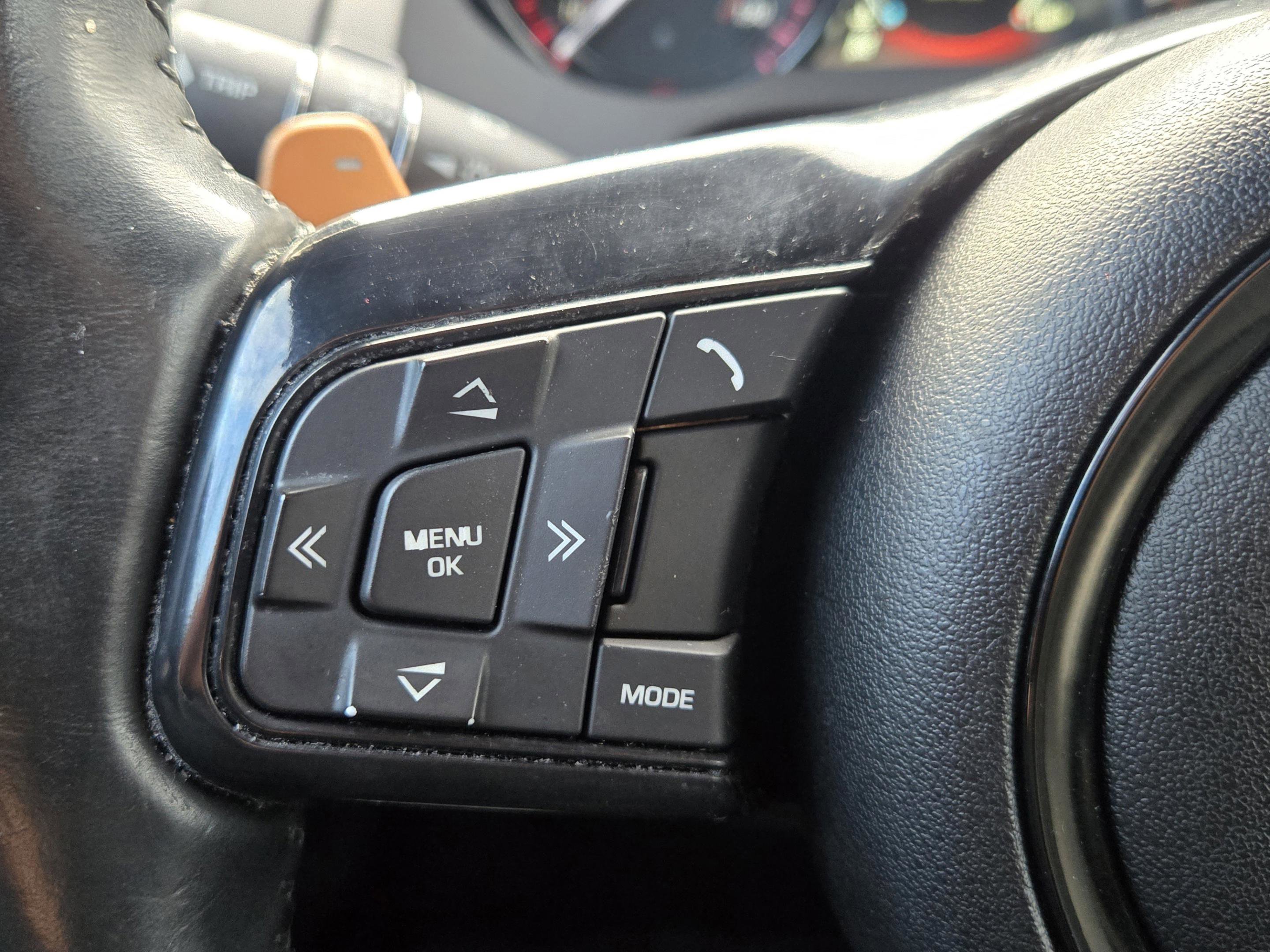 Used 2016 Jaguar F-TYPE S image 29