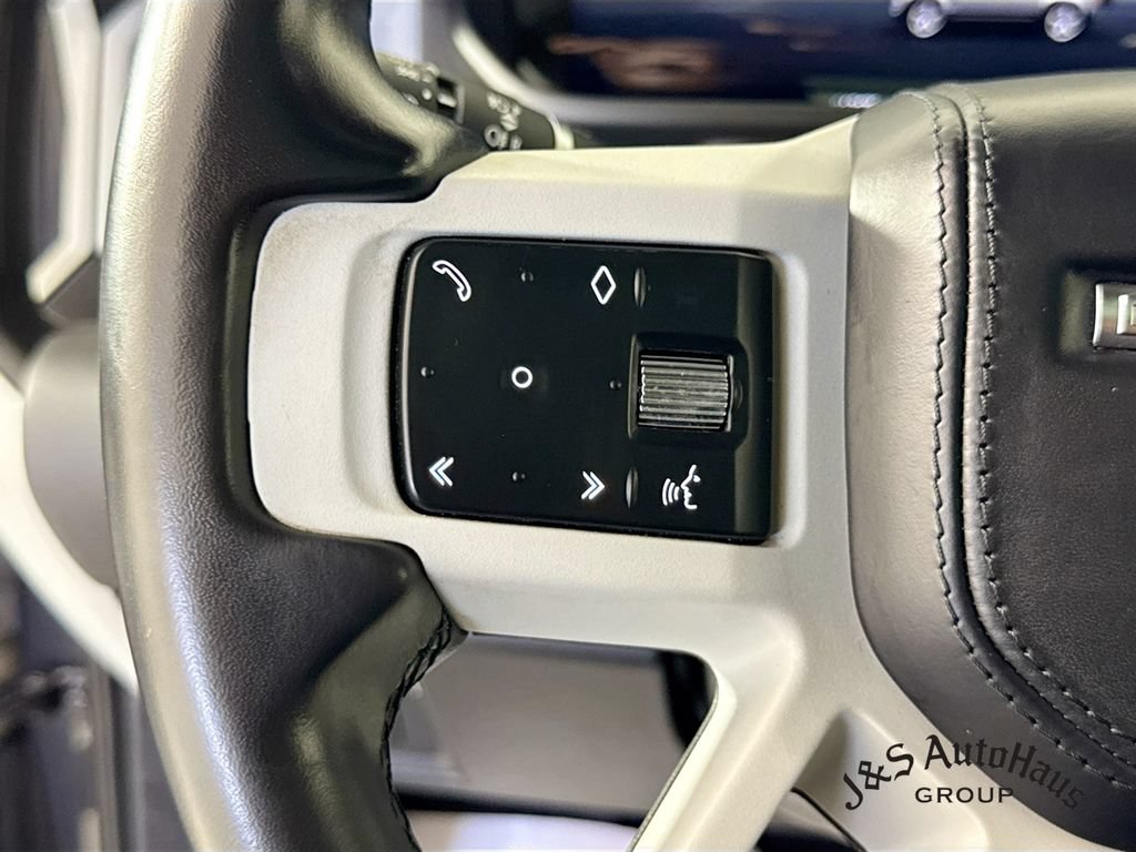 Used 2023 Land Rover Defender 110 X-Dynamic SE AWD/4WD image 13