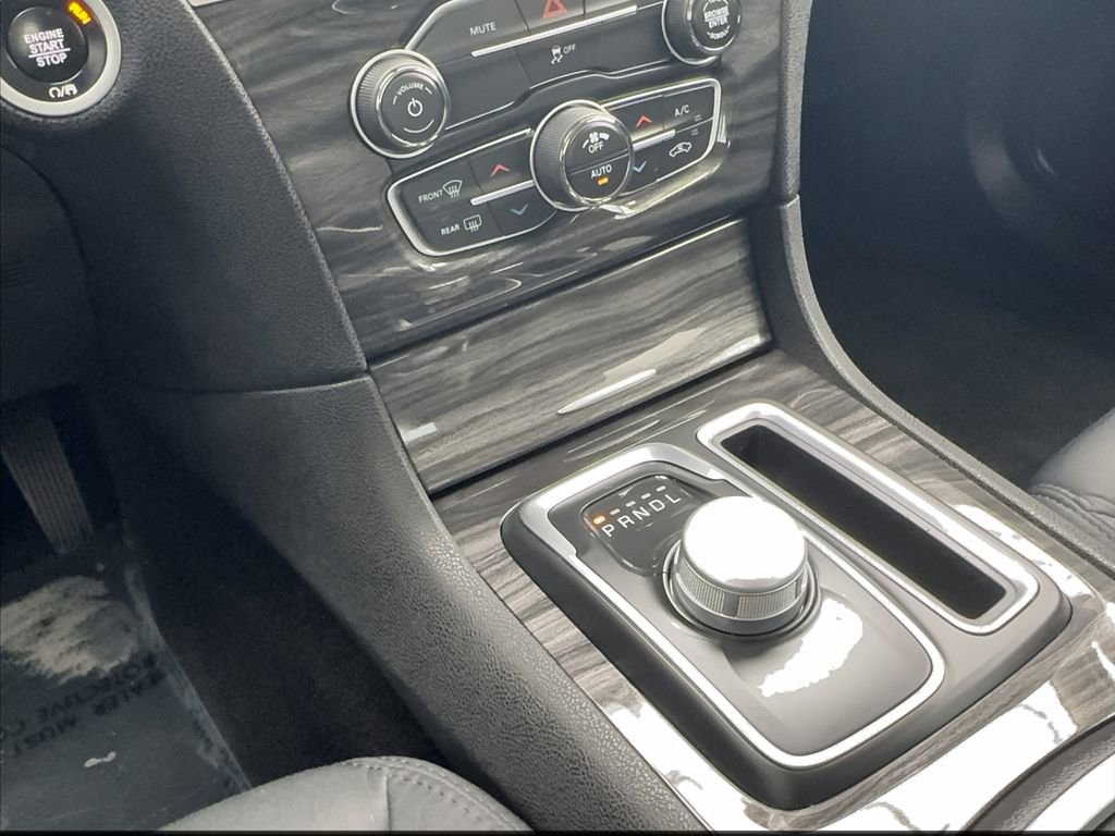 Used 2021 Chrysler 300 Touring w/ Sport Appearance Package image 40