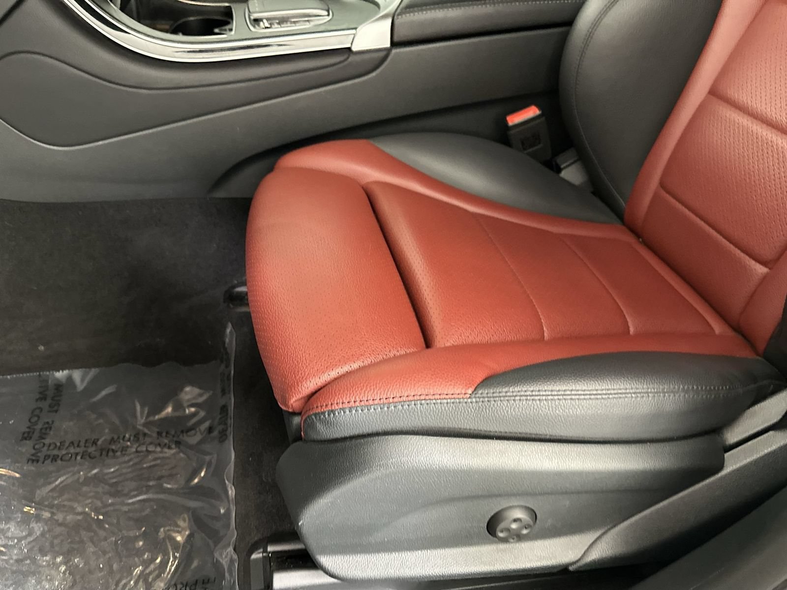 Used 2022 Mercedes-Benz GLC 300 w/ AMG Line image 12