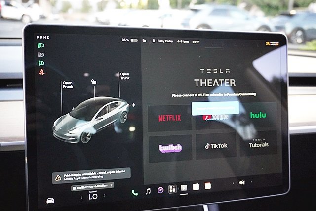 Used 2019 Tesla Model 3 Mid Range RWD image 38