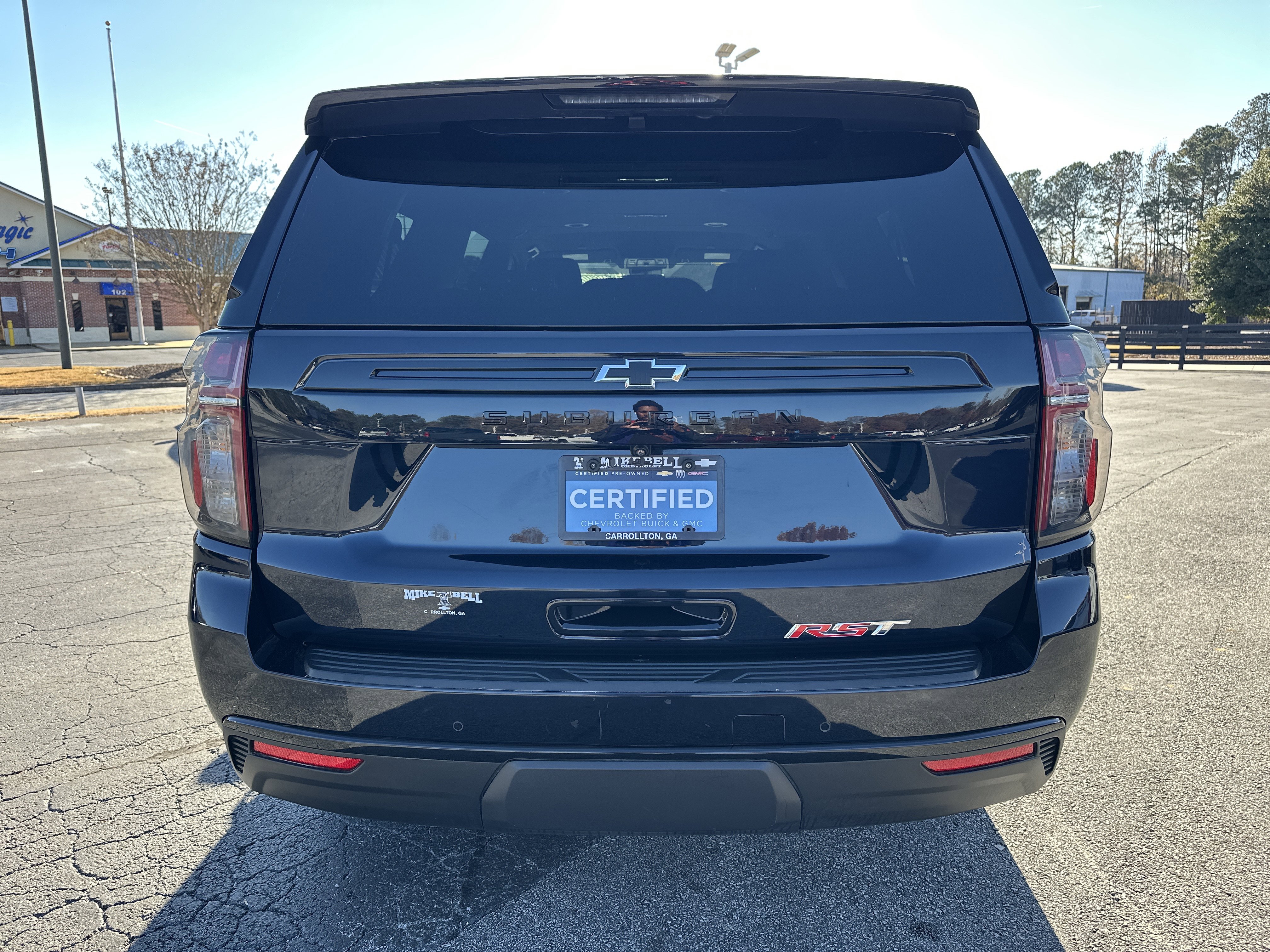 Certified 2024 Chevrolet Suburban RST image 7