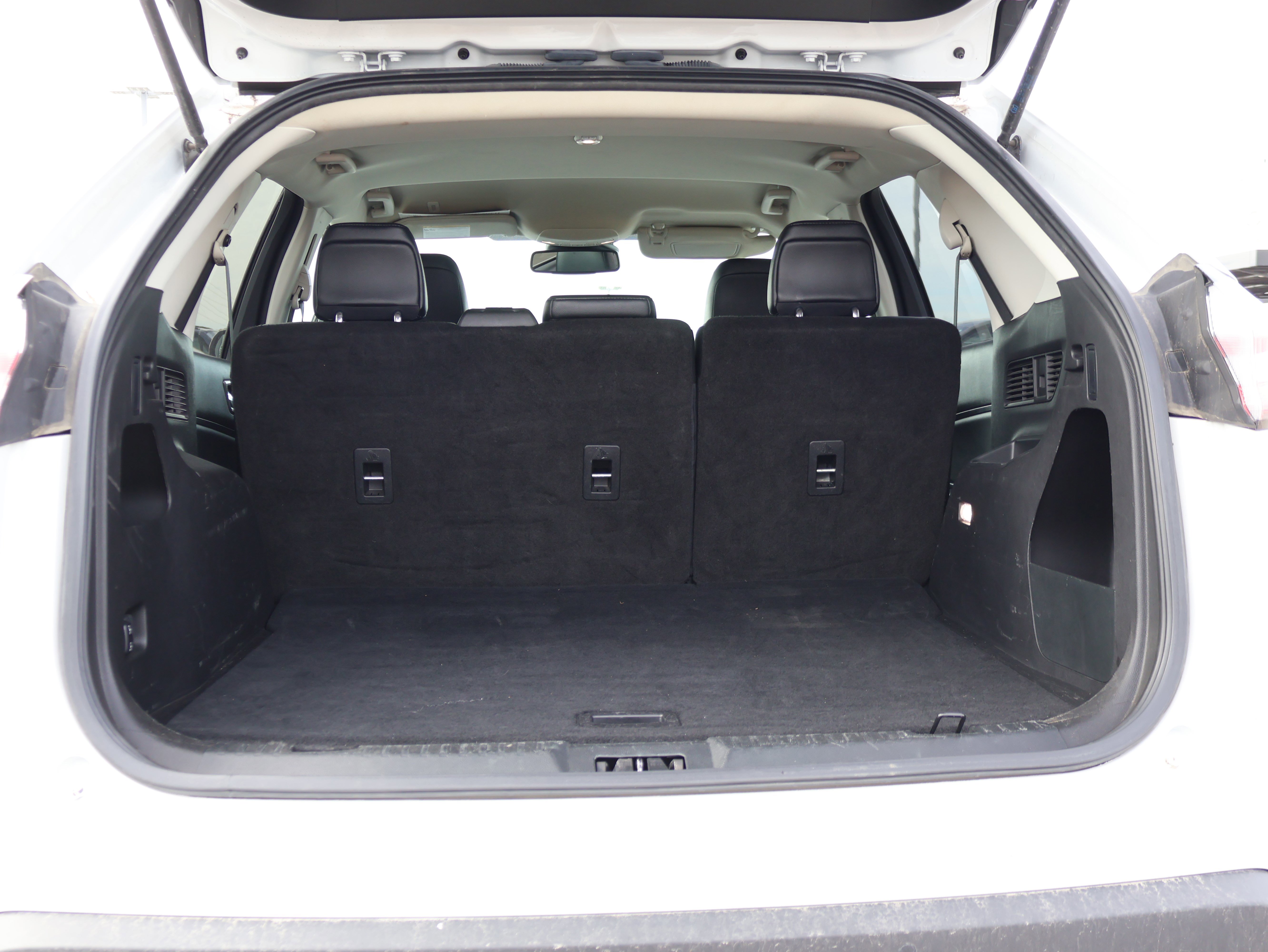 Used 2023 Ford Edge SEL image 20