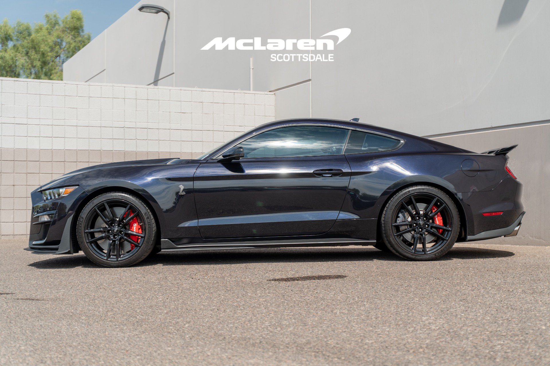 Used 2022 Ford Mustang Shelby GT500 w/ Technology Package RWD image 4
