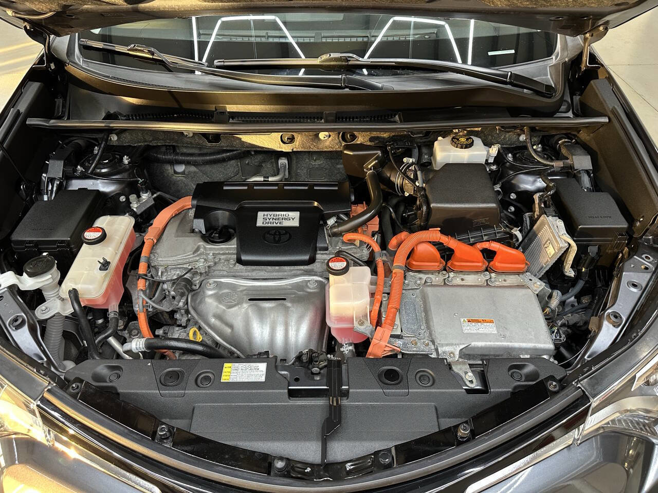 Used 2016 Toyota RAV4 Limited image 7