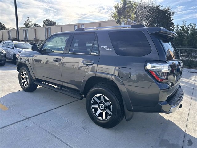 Used 2018 Toyota 4Runner TRD Off-Road image 5