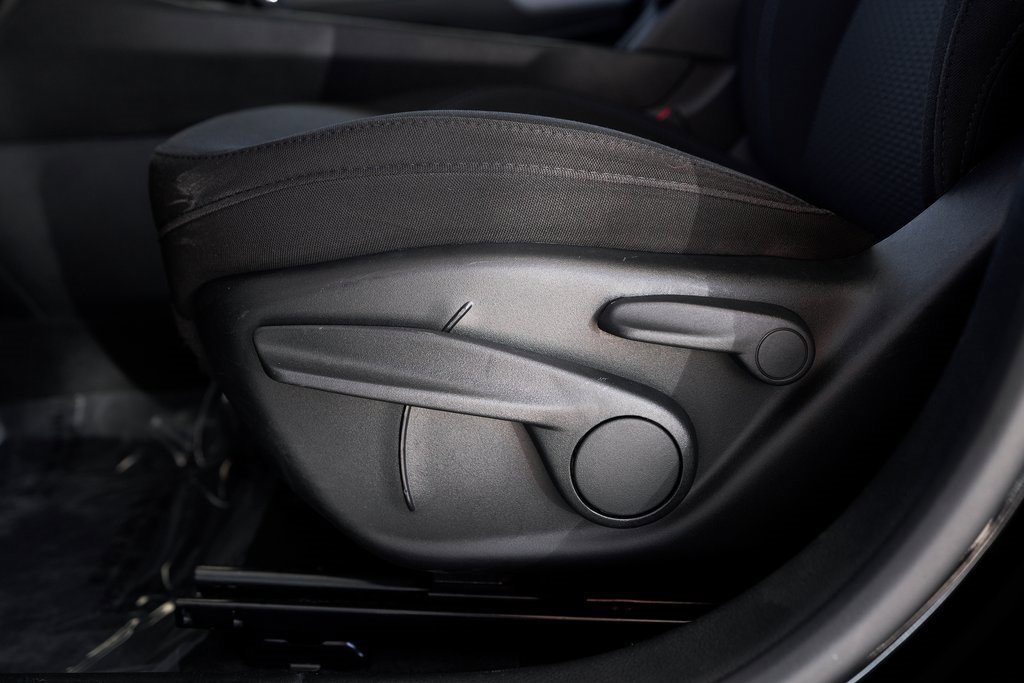 Used 2023 Jeep Compass Sport image 20