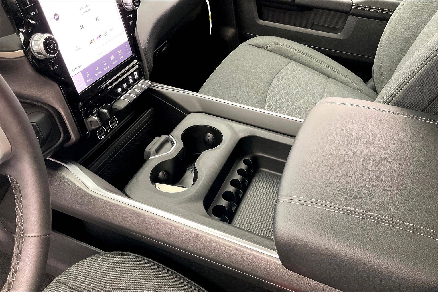 New 2026 RAM 3500 Big Horn AWD/4WD image 8