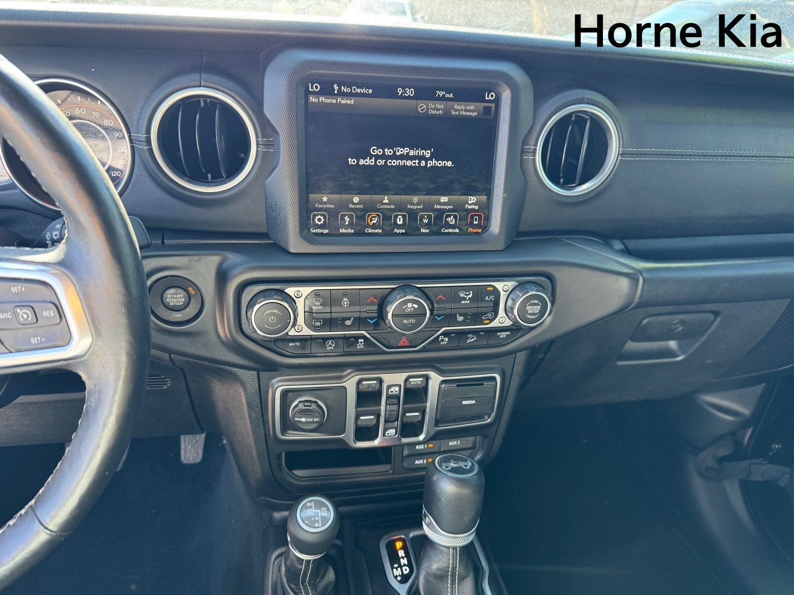 Used 2018 Jeep Wrangler Unlimited Sahara AWD/4WD image 20