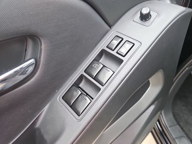 Used 2022 Nissan Frontier SV RWD image 22