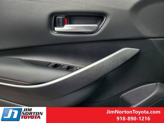 Used 2025 Toyota Corolla SE w/ SE Premium Package FWD image 25
