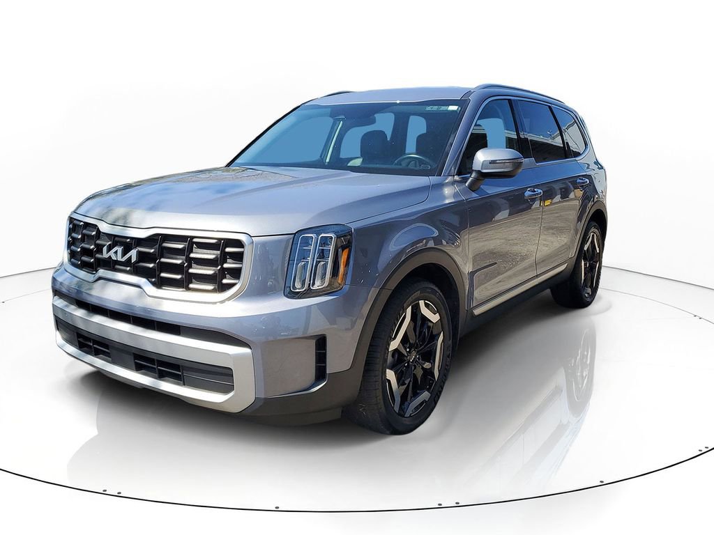 Certified 2023 Kia Telluride S AWD/4WD image 3