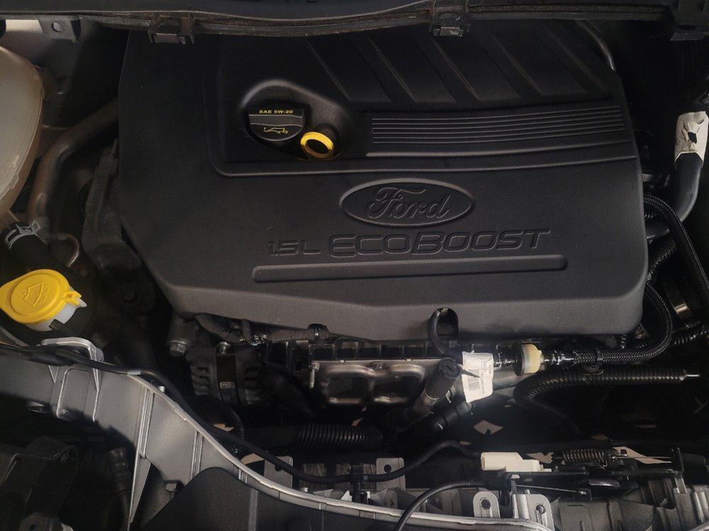 Used 2017 Ford Escape SE image 30