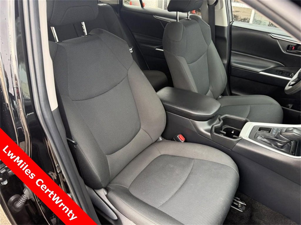 Used 2025 Toyota RAV4 LE image 11