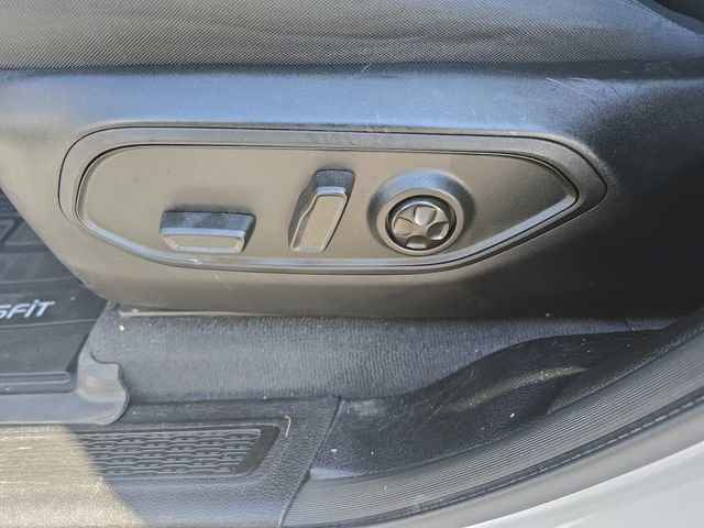 Used 2023 Jeep Grand Cherokee L Laredo AWD/4WD image 25