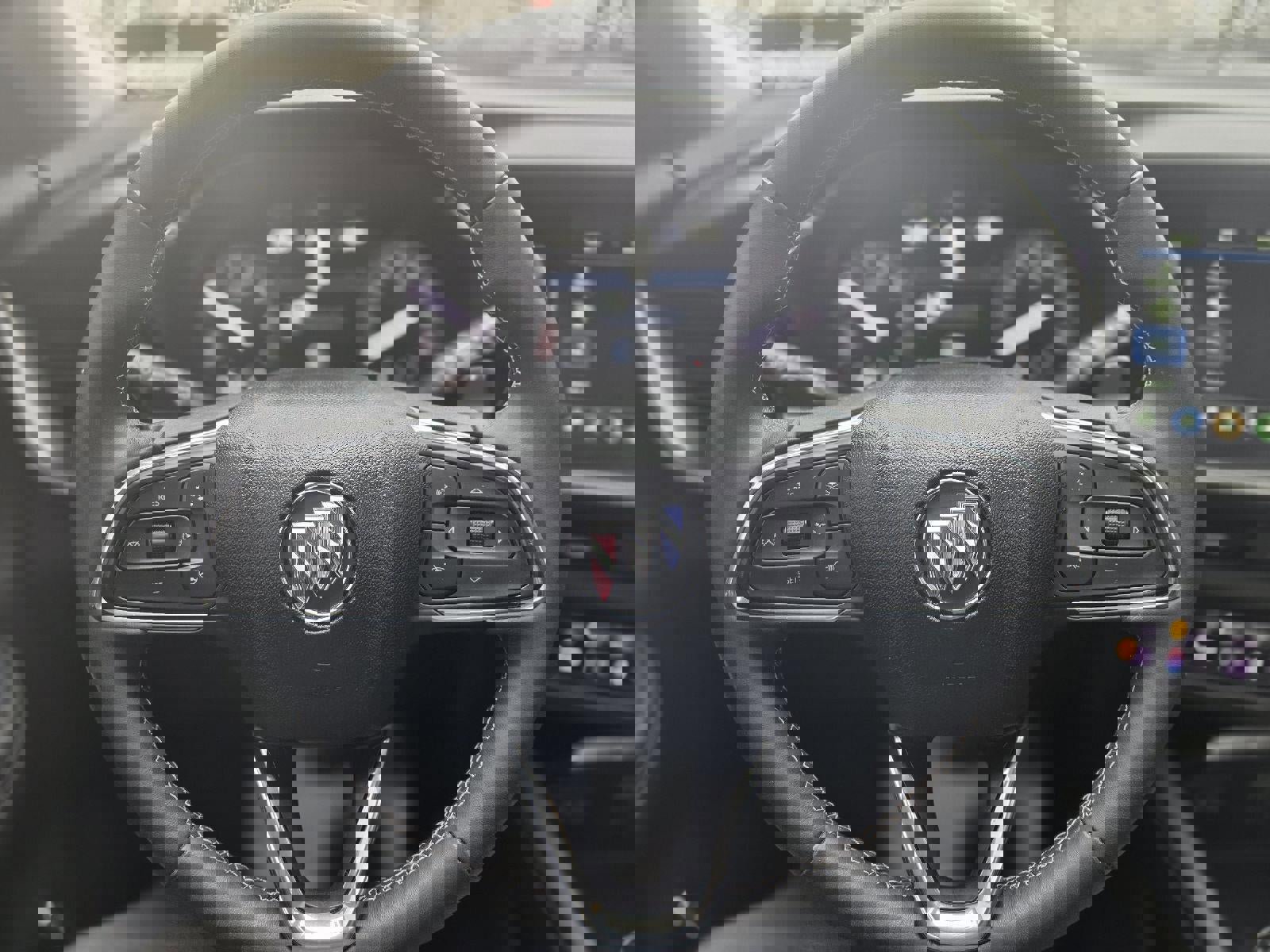 Certified 2023 Buick Envision Essence w/ Sport Touring Package image 43